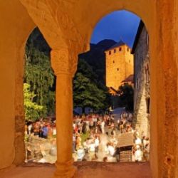Serata a Castel Tirolo: Ensemble DONAUWELLENREITER